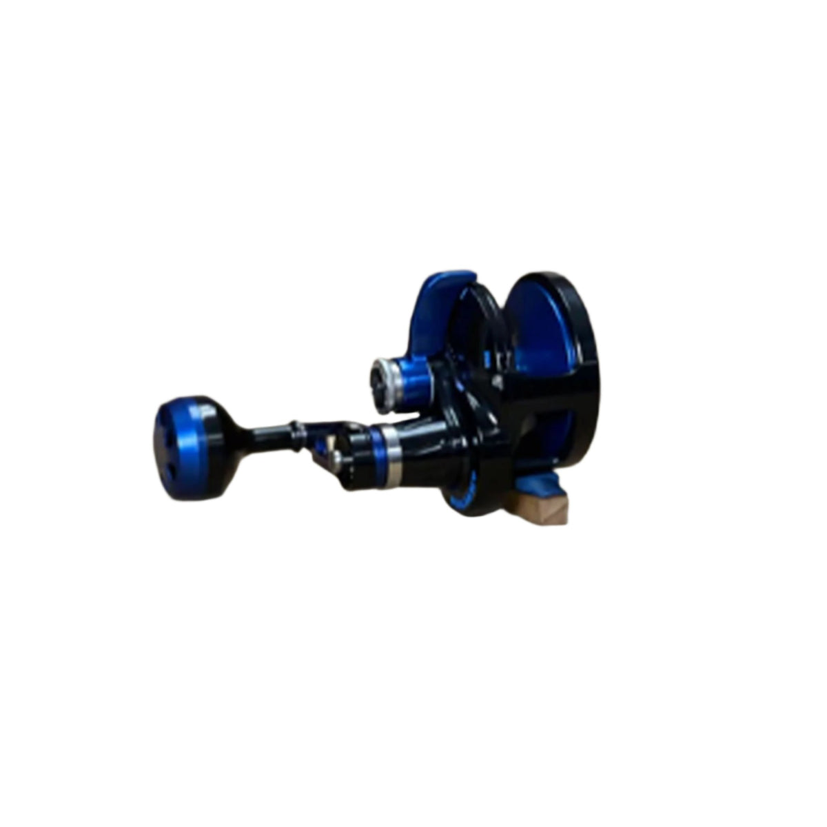 Accurate Boss Valiant 2-Speed Conventional Lever Drag Reels (Black/Blue)